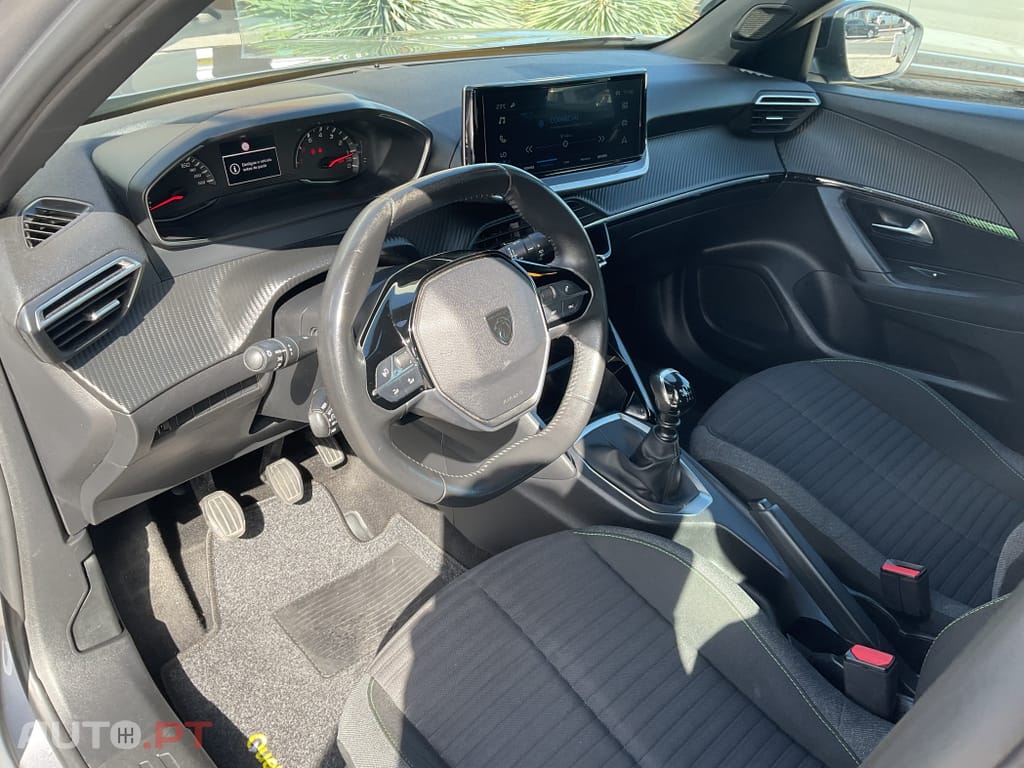 Peugeot 2008 1.2 PureTech Active Pack