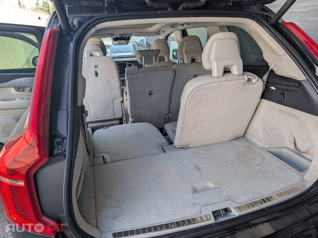 Volvo XC90 D4 Momentum