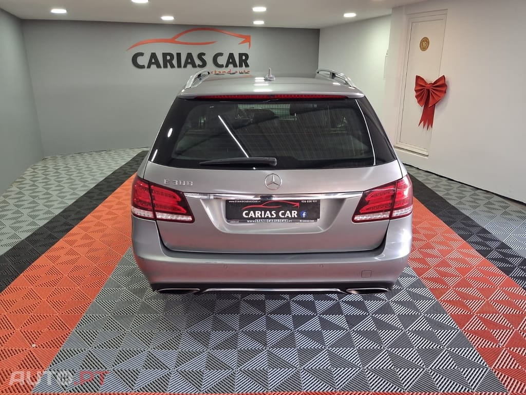 Mercedes-Benz E 300 BlueTEC Hybrid Avantgarde