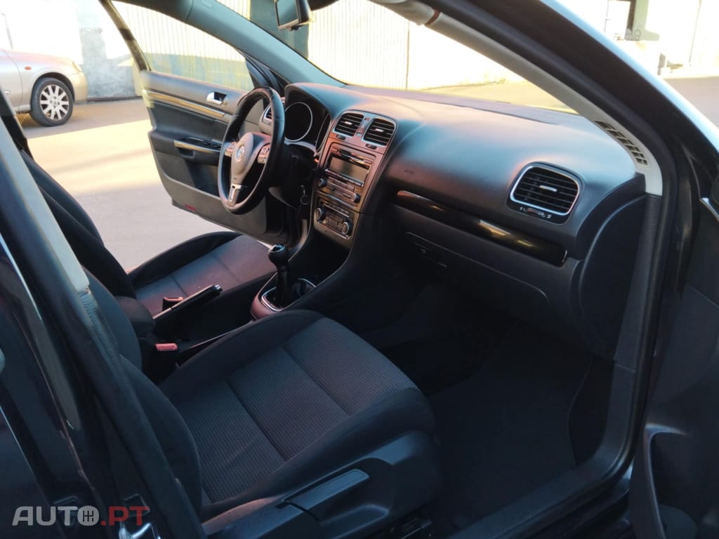 Volkswagen Golf Variant 1.6 tdi confortline