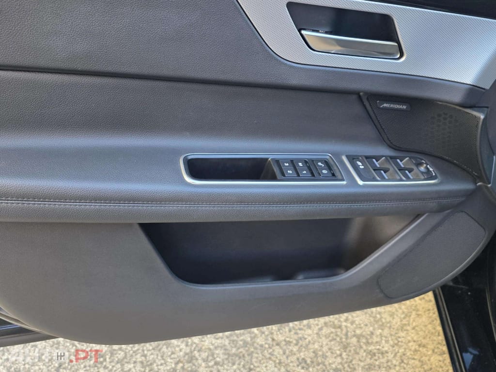 Jaguar XF 2.0 D Portfolio Aut.