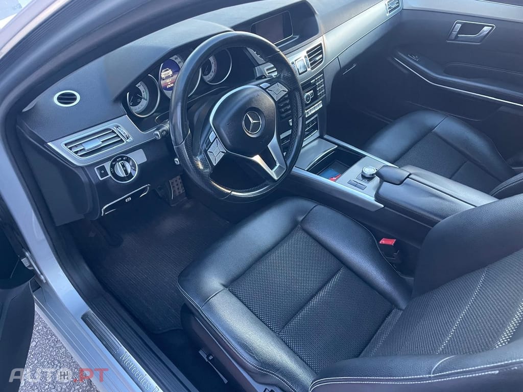 Mercedes-Benz E 300 BlueTEC Hybrid Elegance