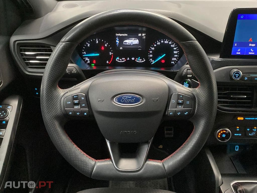Ford Focus 1.5 TDCi ECOBlue ST-Line