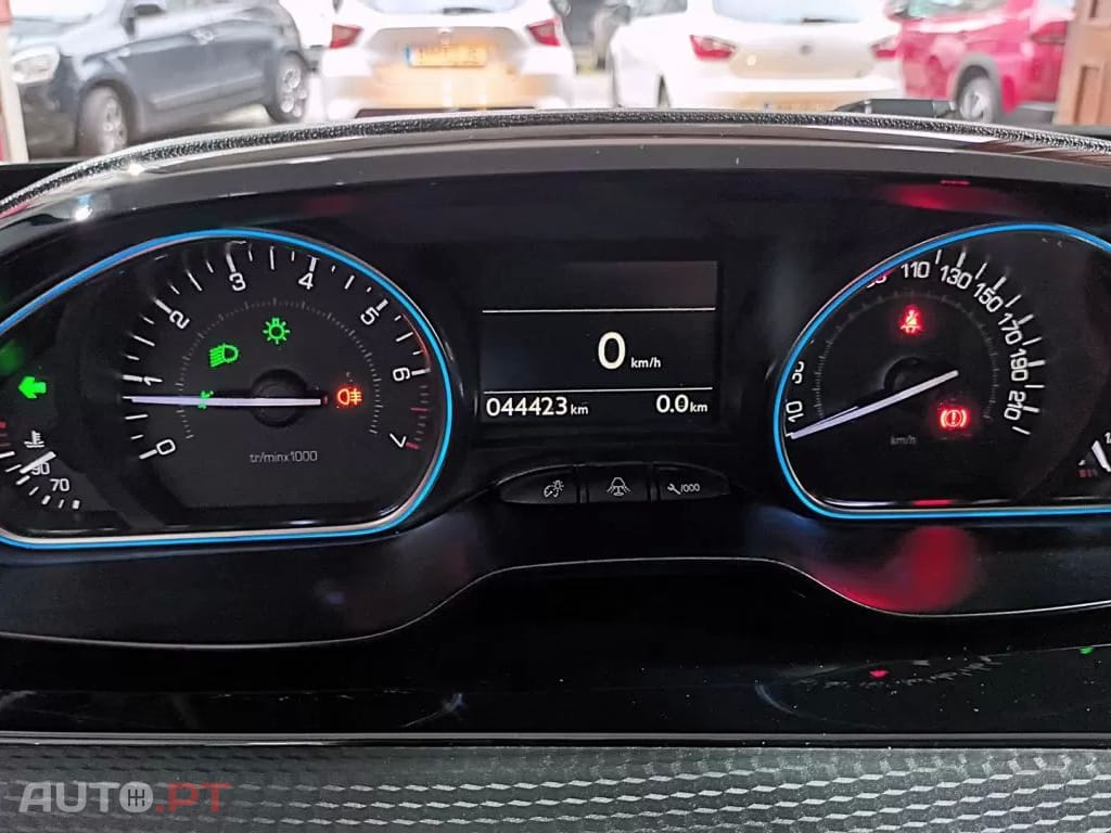 Peugeot 2008 1.2 PureTech Allure