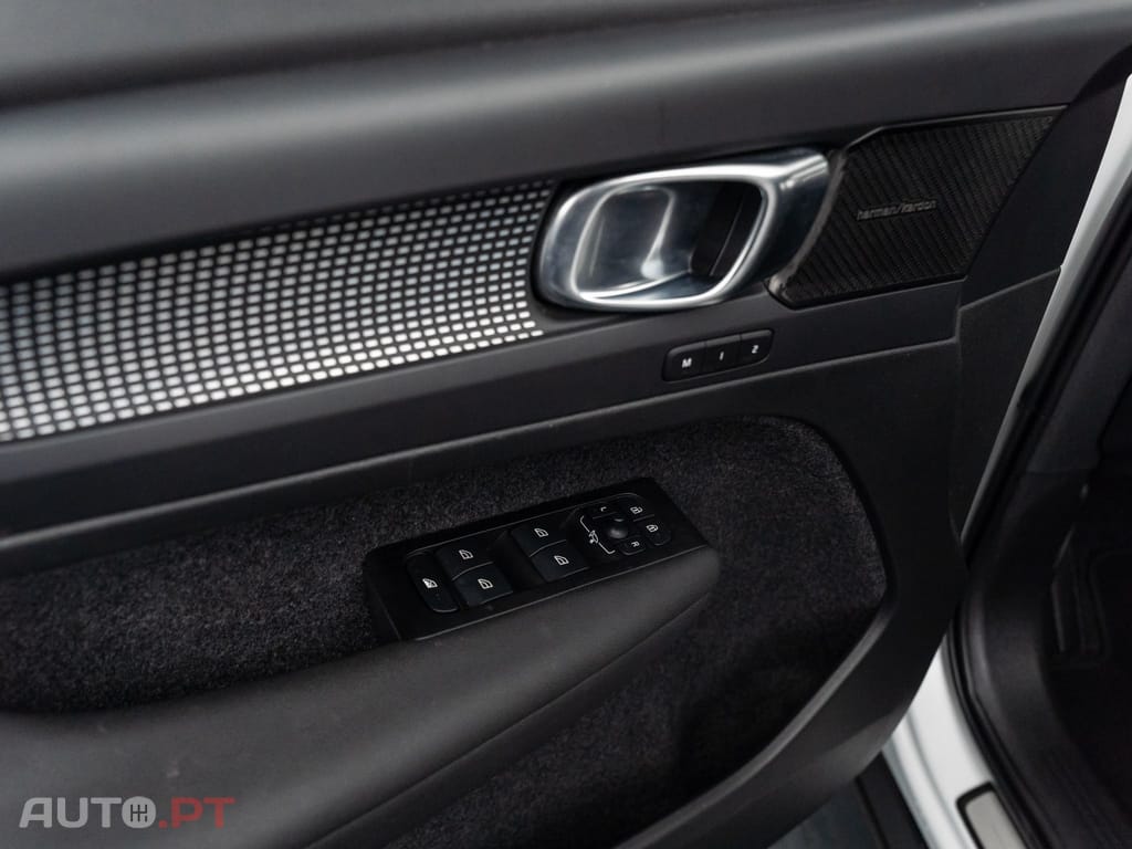 Volvo XC40 1.5 T5 PHEV R-Design