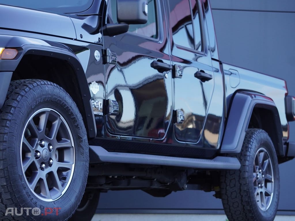 Jeep Gladiator 3.0 CRD Overland AT8