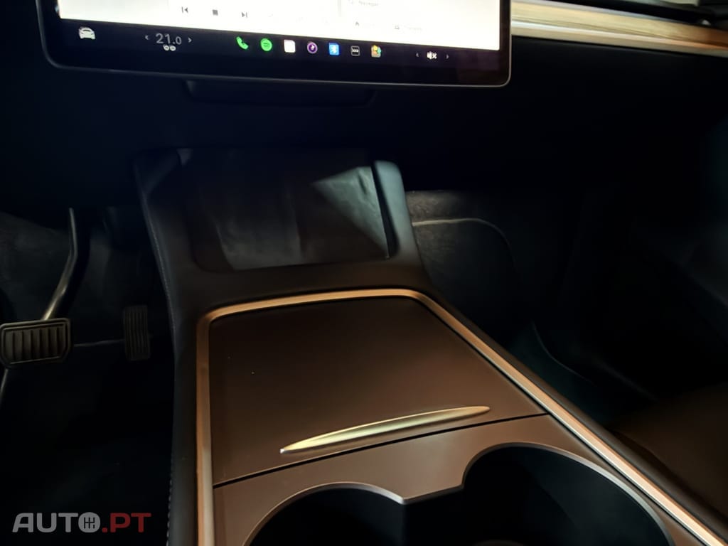 Tesla Model Y Tração Traseira