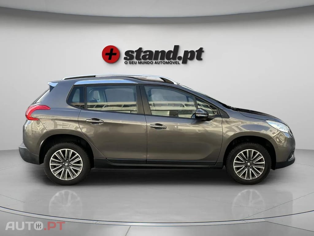 Peugeot 2008 1.2 PureTech Allure