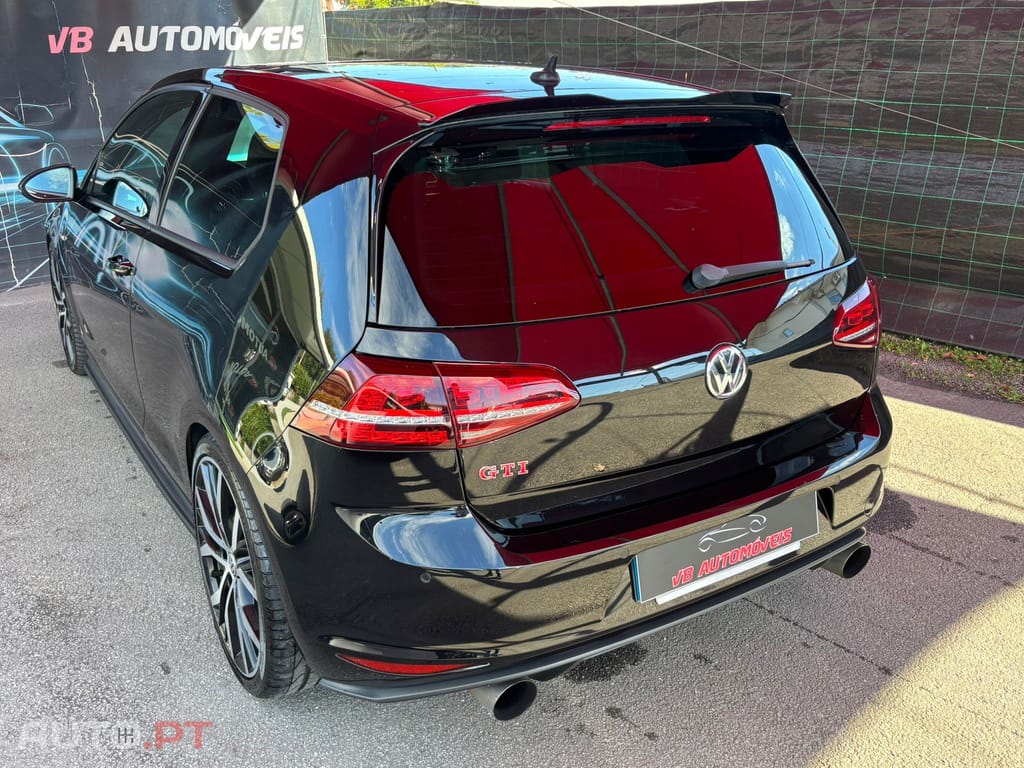 Volkswagen Golf 2.0 TSi GTi DSG Performance