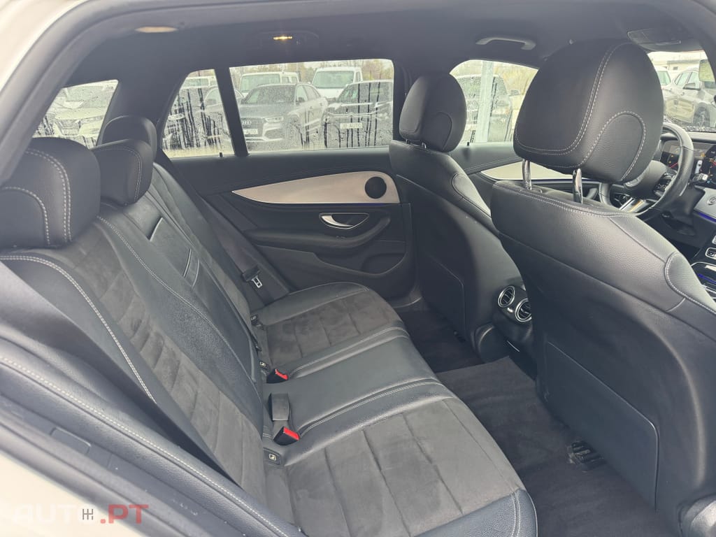 Mercedes-Benz E 300 de AMG Line