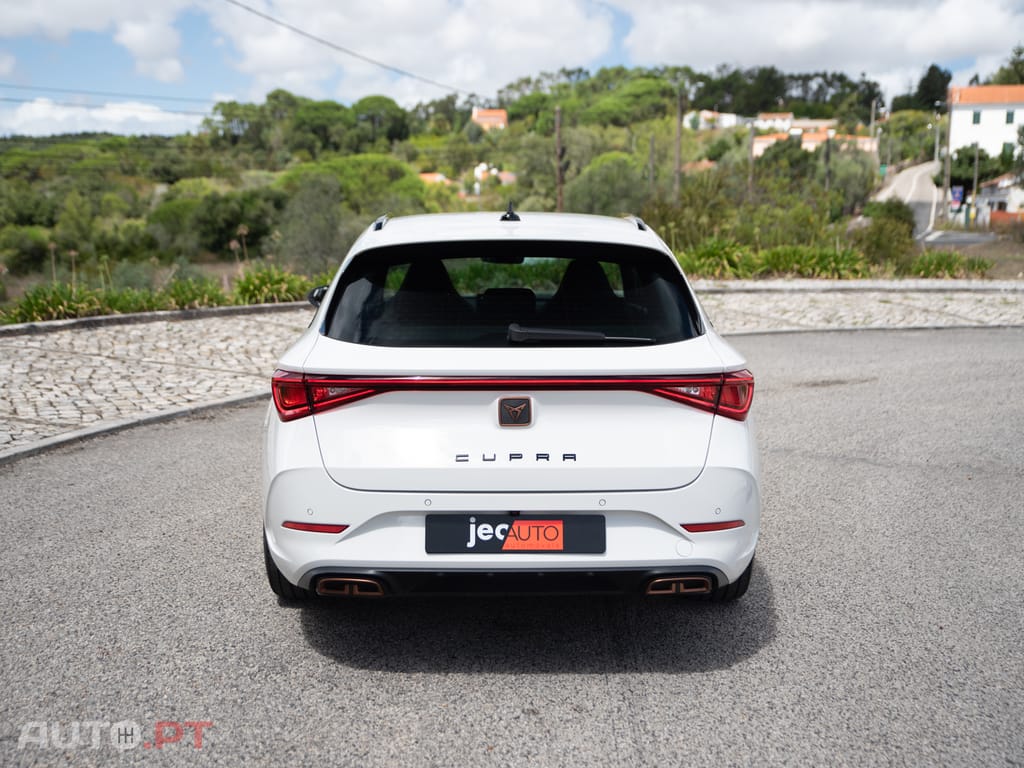 Cupra Leon ST 1.4 e-Hybrid MID DSG