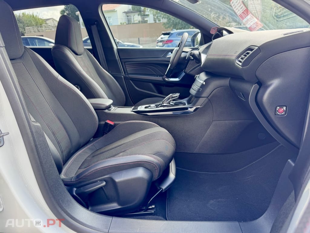 Peugeot 308 1.2 PureTech GT Line EAT8