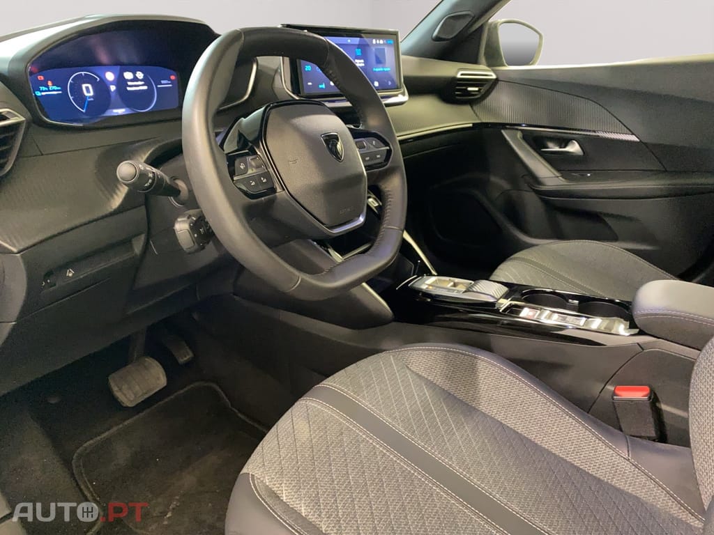 Peugeot E-2008 54 kWh Allure