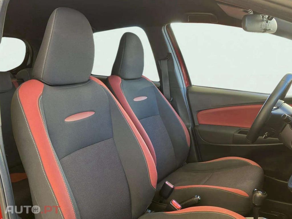 Toyota Yaris 1.5 HSD Comfort