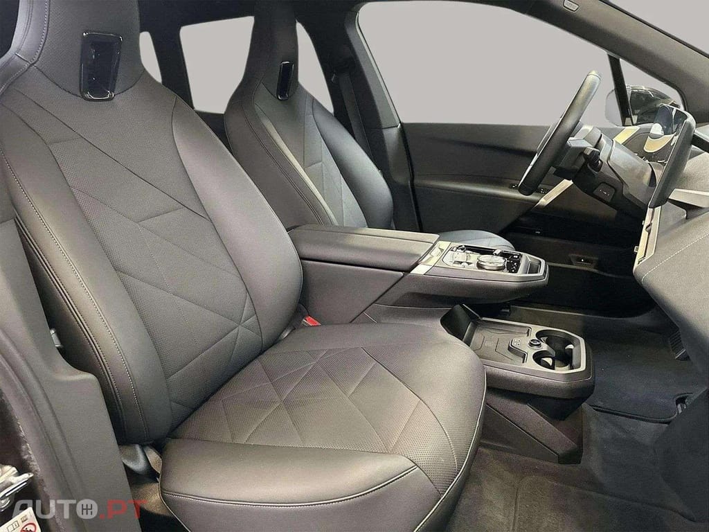 BMW iX xDrive40