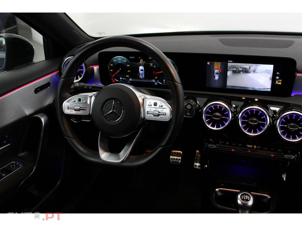 Mercedes-Benz A 180 d AMG Line