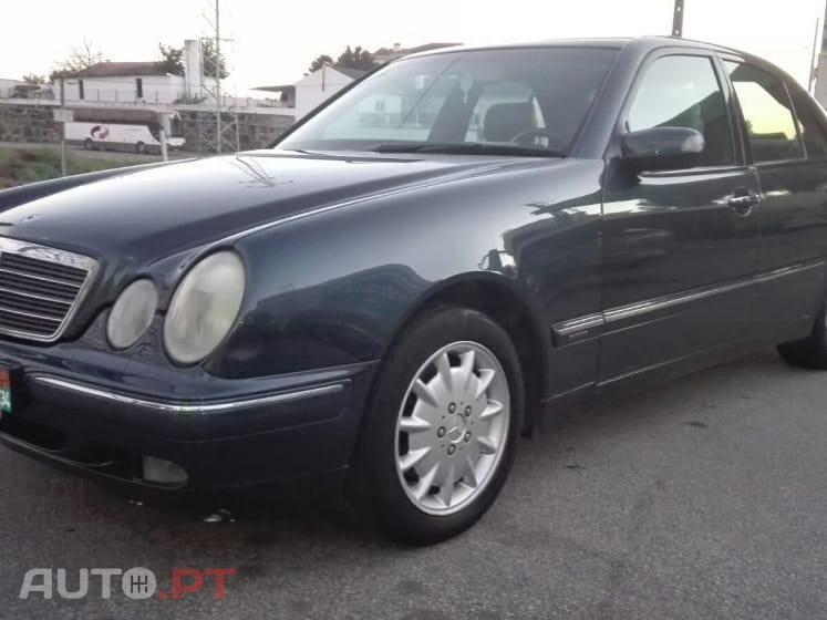 Mercedes-Benz E 270 CDi Avantgarde