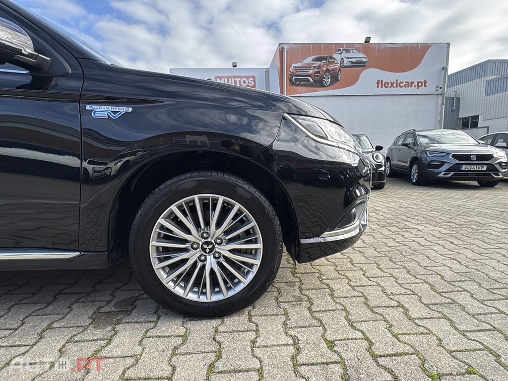 Mitsubishi Outlander 2.4 PHEV Intense