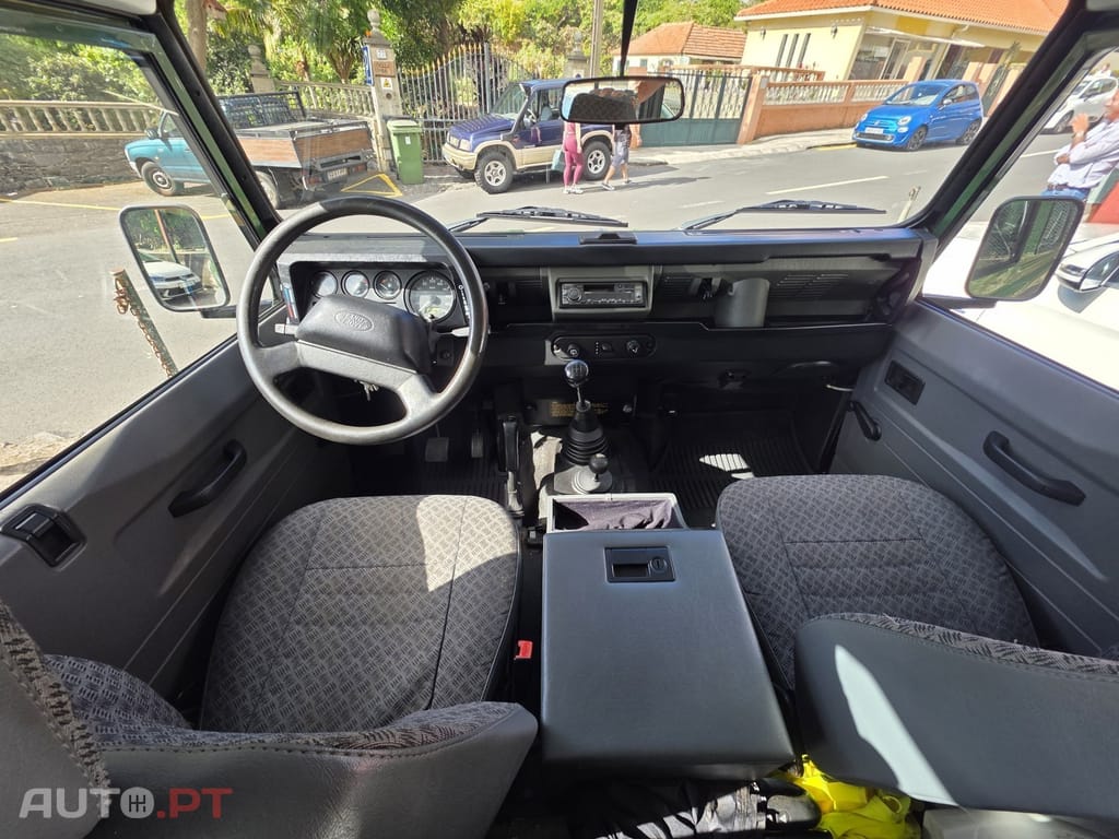 Land Rover Defender 90 2.5 Td5 SE