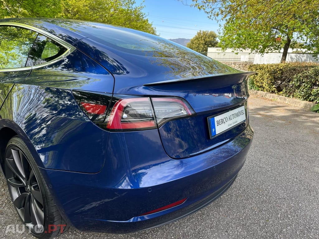 Tesla Model 3 Performance Dual Motor AWD