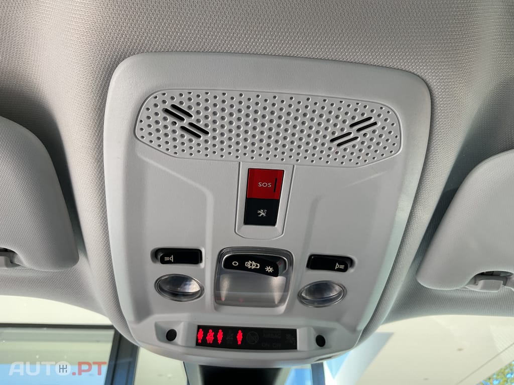 Peugeot 2008 1.2 PureTech Active