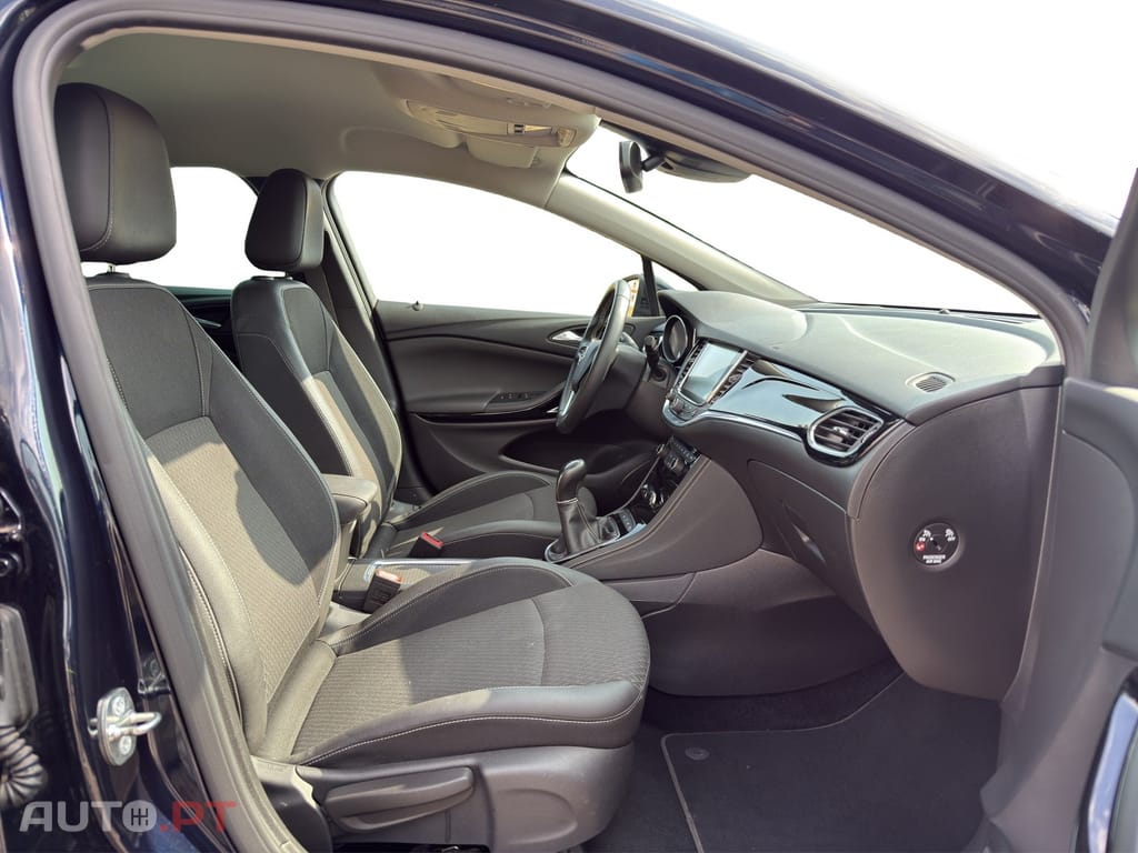 Opel Astra 1.0 Innovation S/S