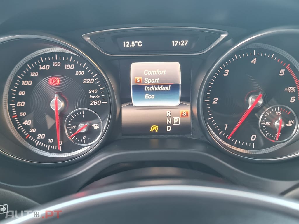 Mercedes-Benz CLA 200 d Shooting Brake AMG Line Aut.