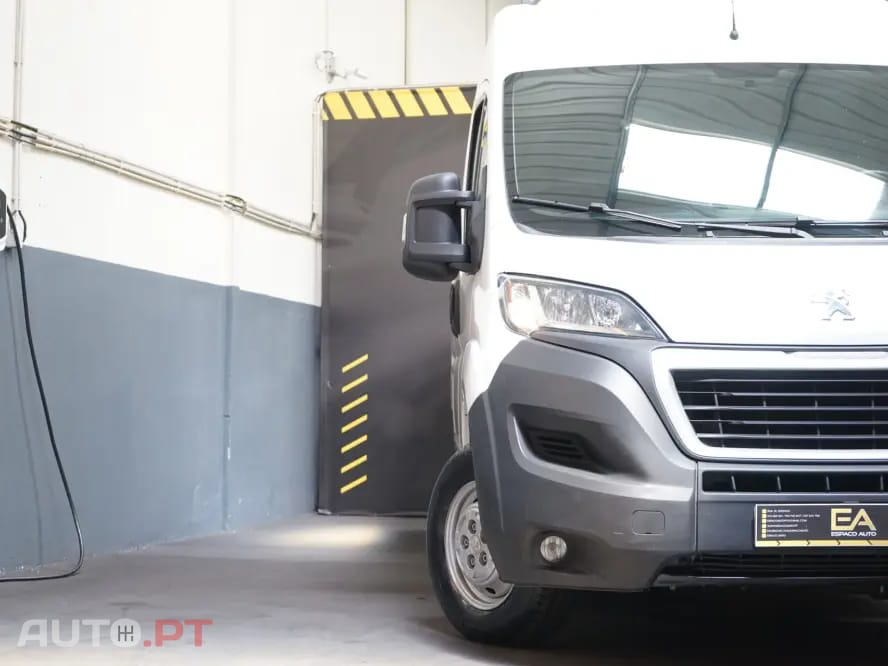 Peugeot Boxer 2.0 BlueHDi 330 L2H2