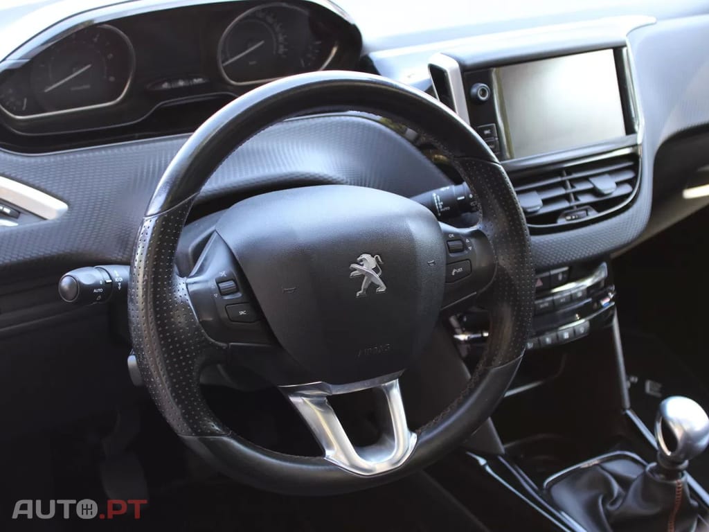 Peugeot 2008 Crossway