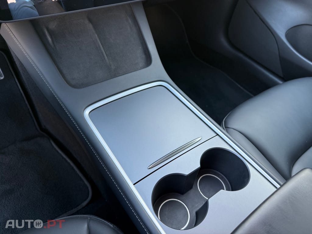 Tesla Model 3 Long-Range Dual Motor AWD