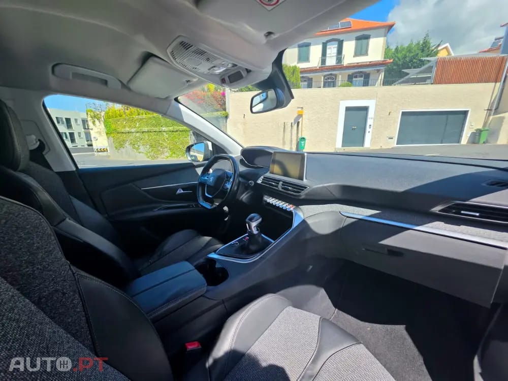 Peugeot 3008 1.2 PureTech Allure