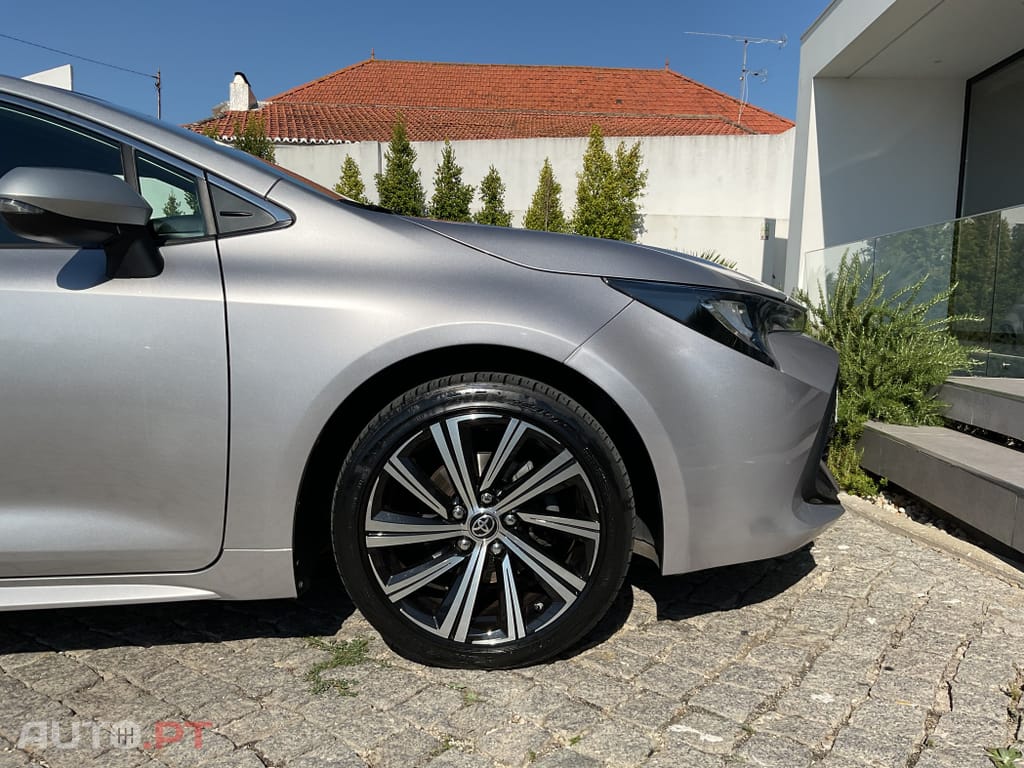 Toyota Corolla 1.8 Hybrid Comfort