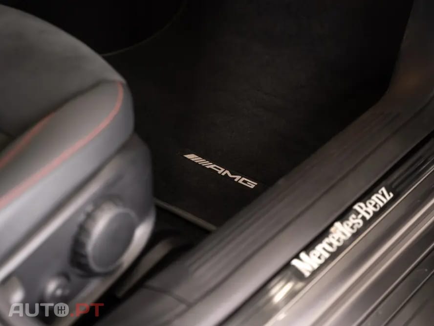 Mercedes-Benz CLA 250 e Shooting Brake AMG Line — fotografia 40