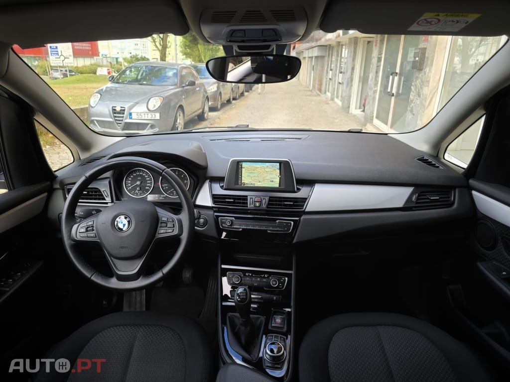 BMW 216 d 7L Advantage