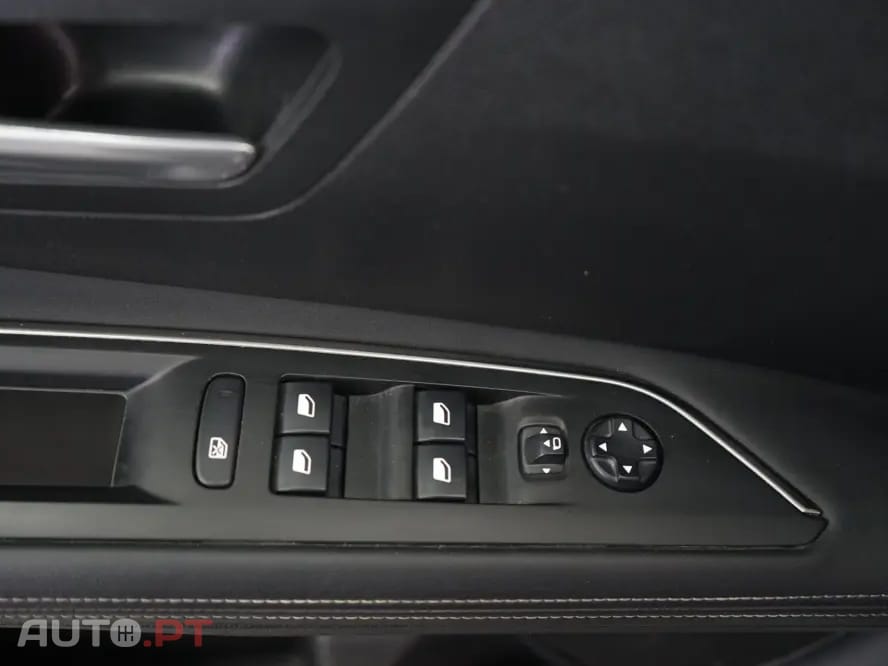 Peugeot 3008 1.2 PureTech Allure Pack EAT8
