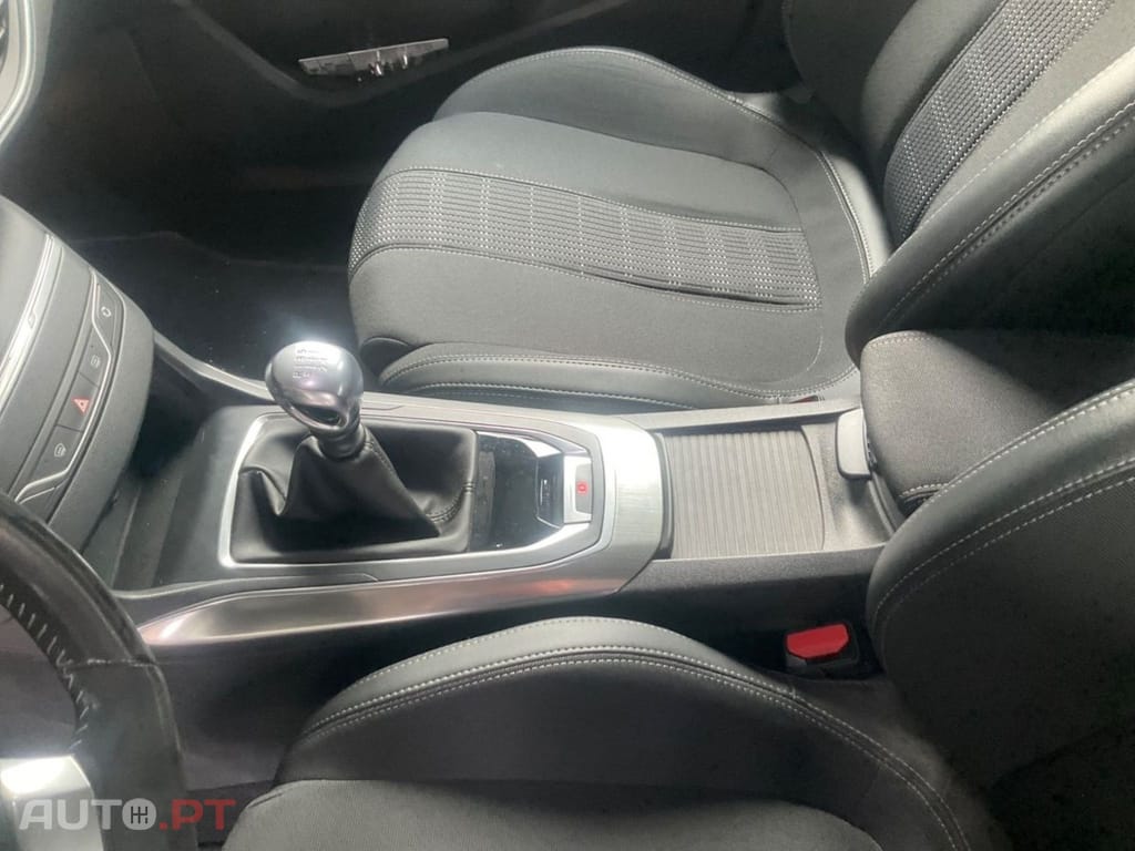 Peugeot 308 1.2 PureTech Allure