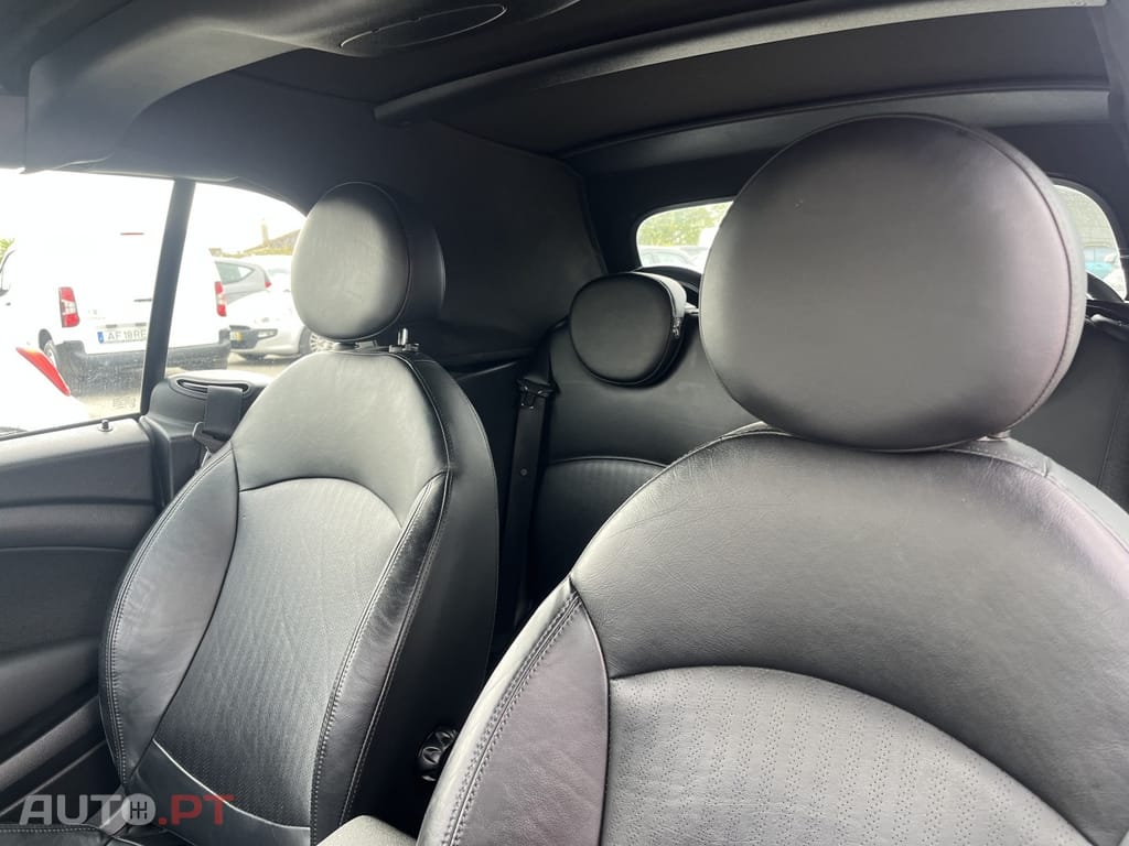 MINI Cooper Cooper D