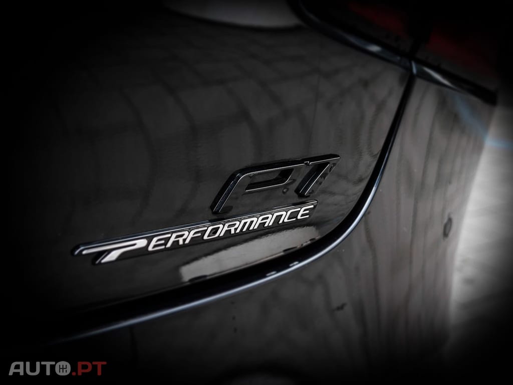 XPeng P7 AWD Performance