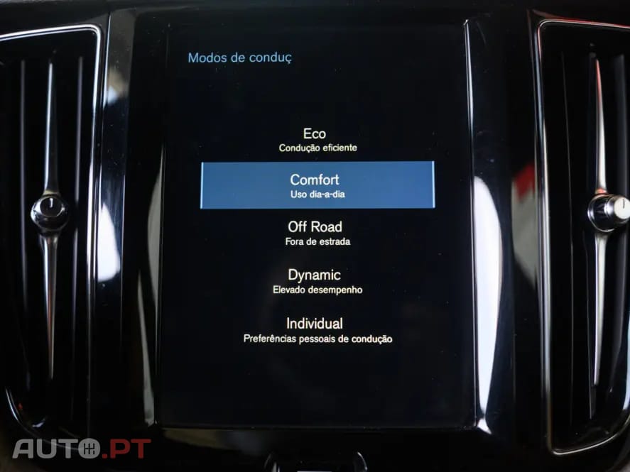 Volvo XC60 2.0 D4 Inscription AWD Geartronic