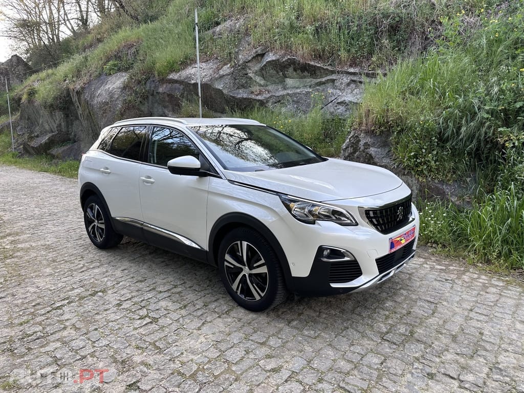 Peugeot 3008 1.2 PureTech Allure EAT8