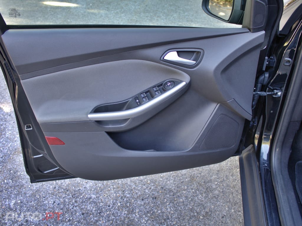 Ford Focus SW 1.6 TDCi Titanium