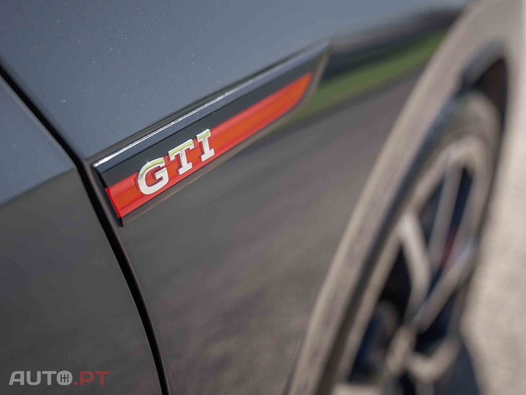 Volkswagen Golf 2.0 TSI OPF DSG GTI