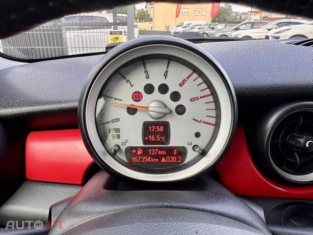 MINI Cooper Cooper D