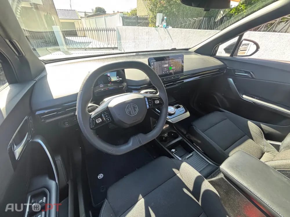 MG MG4 51 kWh Standard
