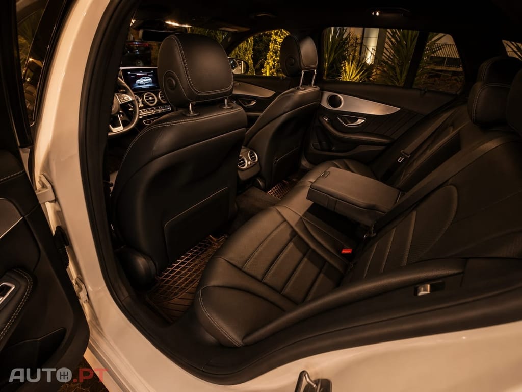 Mercedes-Benz C 250 (BlueTEC) d Station 7G-TRONIC AMG Line
