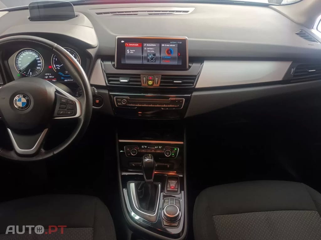BMW 225 Line Sport