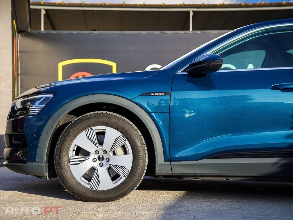 Audi E-Tron 50 quattro