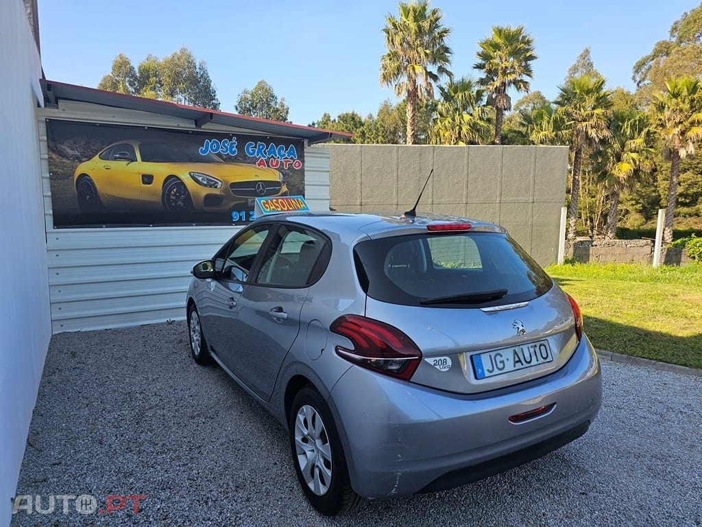 Peugeot 208 PureTech 68 Like