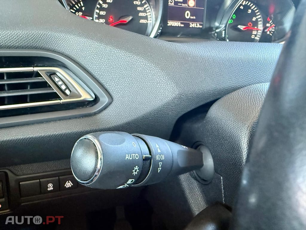 Peugeot 308 1.2 PureTech Allure