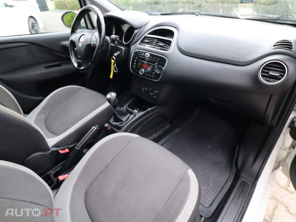 Fiat Punto 1.3 M-jet 4Fleet Start&Stop — fotografia 10